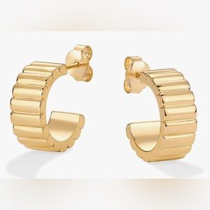 Gorgeous Neiman Marcus 18KT 925 med Ruffle hoop Earrings